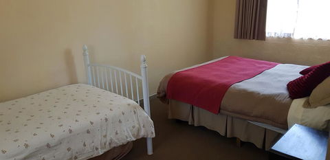 Lakes Entrance Holiday Units - Dentist Find 1