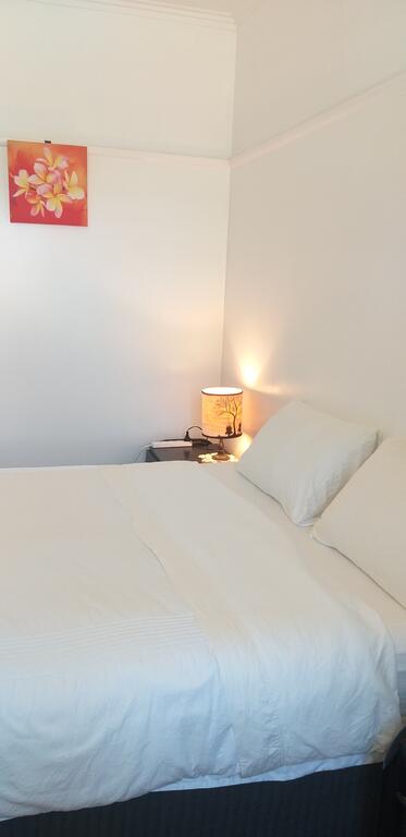 Large Groups Peaceful Happy Home - Dentist Find 3