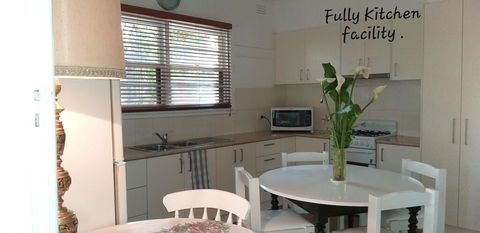 Large Groups Peaceful Happy Home - Dentist Find 1