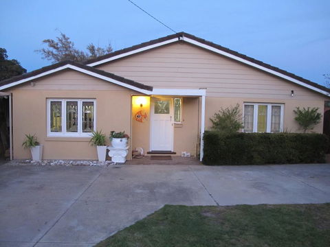 Layton Street Apartments - Dentists Australia 0