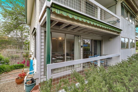 Leighton Bay Walk - Dentist Find 3