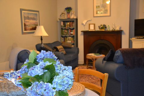 Lemonade Creek Cottages - Dentists Australia 2