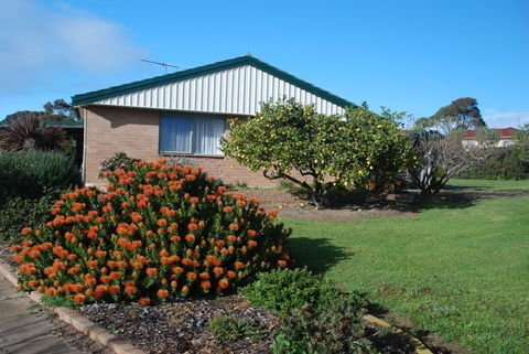Lemontree Cottage - Dentists Australia 0