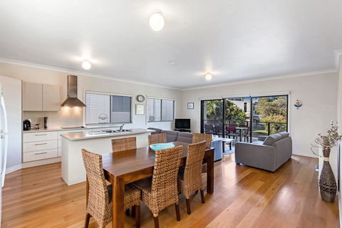 Lentara Street, 84 - Dentist Find 3