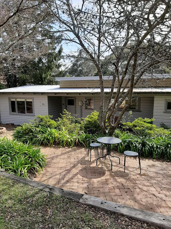 Leura Lodge at Mt Victoria