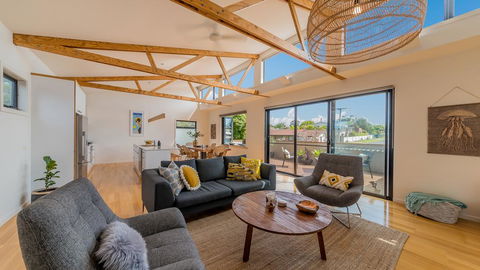 Luxe Townhouse - Linen/WiFi Included - Dentists Australia 1