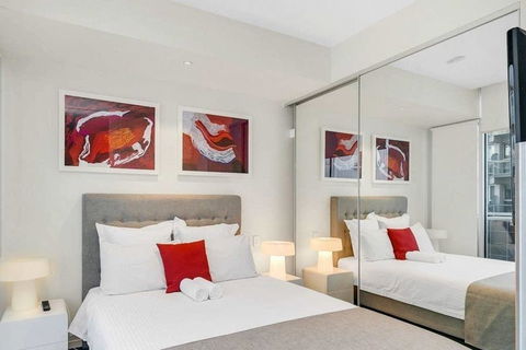 Luxury 2 Bdrm In Watson At Walkerville With Balcony, FREE Carpark, Near Adelaide CBD - Dentist Find 3