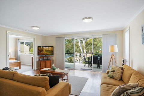 Luxury Boardwalk Apartment - Unit 7 - Dentist Find 0