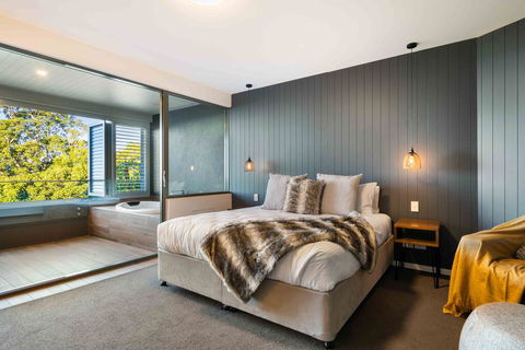 Luxury Spa Retreat With Ocean And Hinterland Views - Dentist Find 0