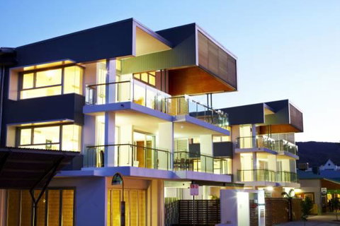 Maggies Beachfront Apt. 11 - Dentist Find 1