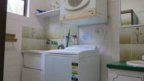 Magnetic Reef Apartments Unit 3 - Dentist Find 1