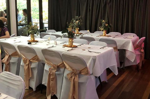 Maleny Hotel - Dentists Australia 2