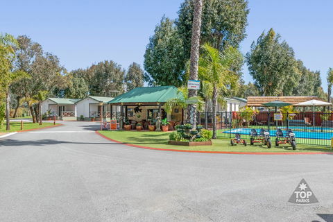 Mandurah Caravan And Tourist Park - Dentist Find 0
