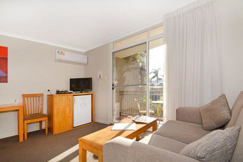 Mandurah Motel And Apartments - Dentist Find 2