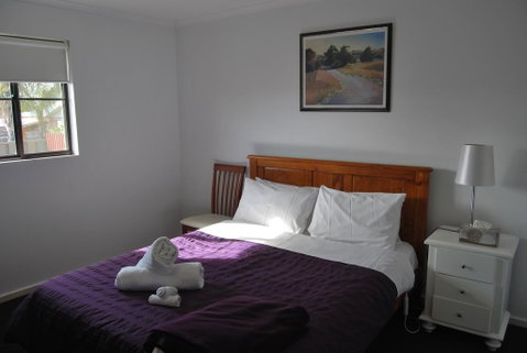 Maple Tree Cottage - Dentist Search 3