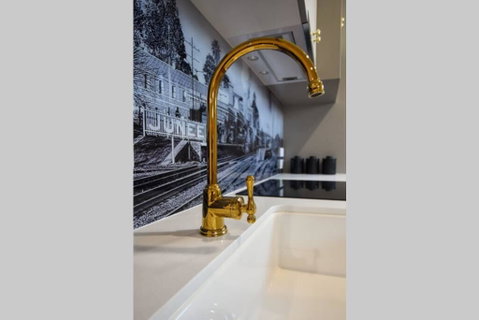 Mar Q Apartment - Dentist Find 2
