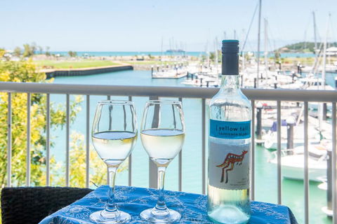 Marina Dreams- Airlie Beach - Dentist Find 0