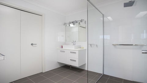 Mariners 3 - Mollymook - Dentist Find 2
