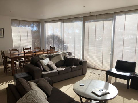 Mark II 2 West - Dentist Search 3