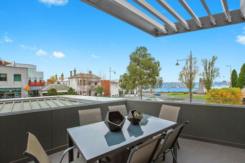 Melbourne Holiday Apartments Williamstown - Dentist Find 2