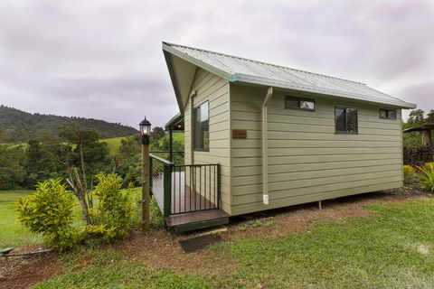 Mena Creek Flower House - Dentist Find 0