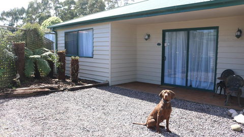 Meredith House & Apartments Strahan - Dentists Australia 2