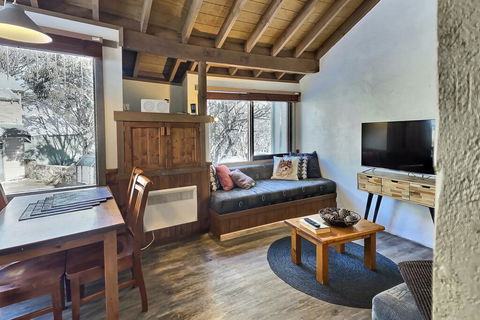 Merrigang Chalet, Dinner Plain - Dentist Find 2
