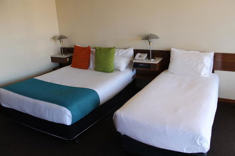 Mid City Ballarat - Dentists Australia 3