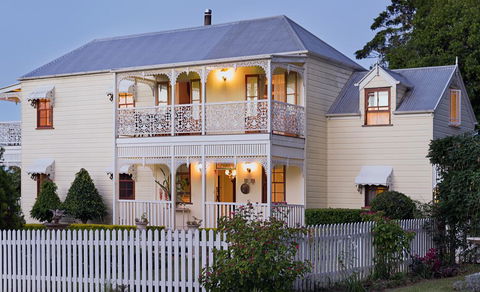 Middleton House Maleny - Dentist Find 0