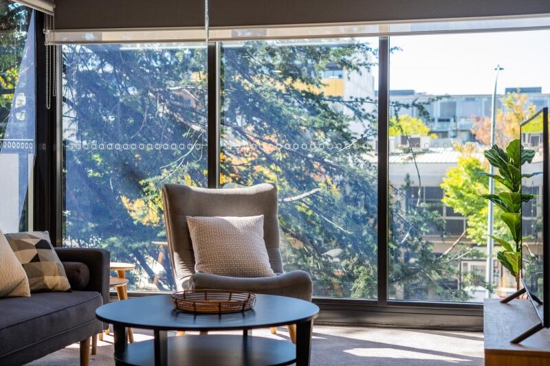 Midnight Apartments Accommodate Canberra