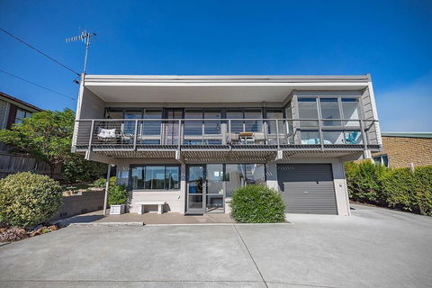 Mimosa Holiday House - Dentist Find 1