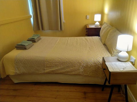 Minto Colonial Accommodation - Dentist Find 0