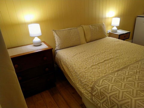 Minto Colonial Accommodation - Dentist Find 1