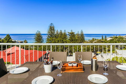 Modern Penthouse With Private Rooftop Terrace - Dentist Find 0