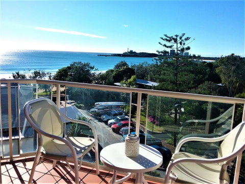 Mooloolaba Beachfront Apartment - Dentist Find 1