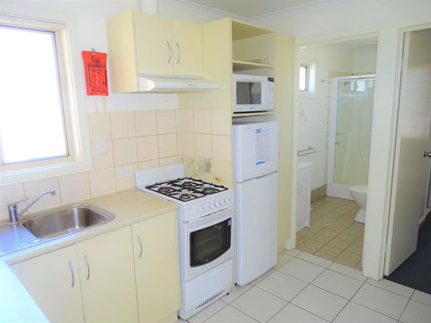 Moonta Bay Cabins - Dentist Find 3