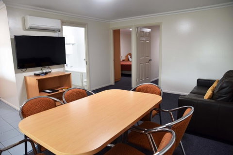 Motel Carnarvon - Dentists Australia 2