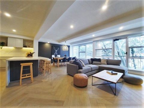 Mt Buller Chalet Hotel & Suites - Dentist Find 1