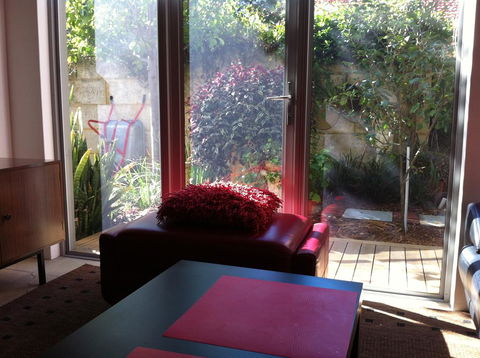 Mt Lawley Garden Apartment - Dentist Search 3