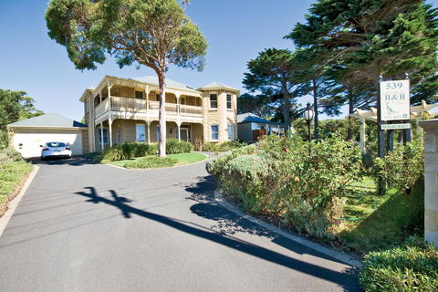 Mt.Martha Guesthouse By The Sea - Dentists Australia 0