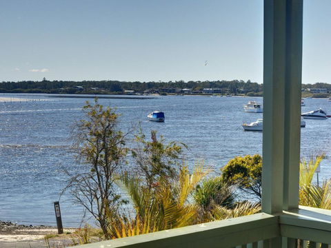 Myall Manor - Dentist Find 1