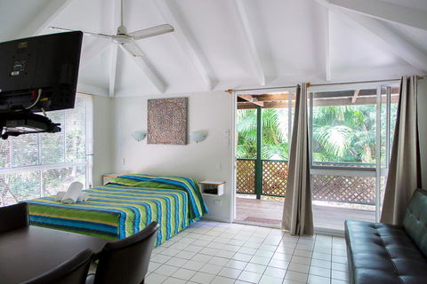 Nambour Rainforest Holiday Village - Dentists Australia 0
