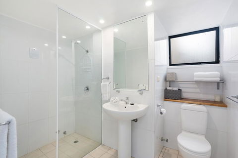 Newcastle Short Stay Apartments - Flagstaff Apartment - Dentist Find 3