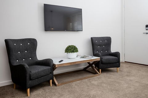 Newington Apartments - Dentist Find 3