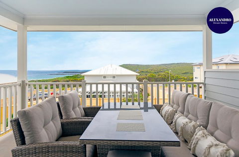 Nikkinba House - Beach Home - Dream Holiday - Dentists Australia 0