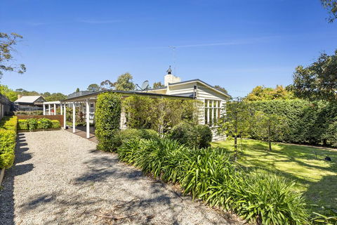 North Haven Lovely Coastal Beach House, Private Garden, Walk To Beach And Village - Dentists Australia 0