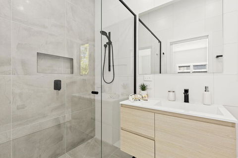 North Haven Lovely Coastal Beach House, Private Garden, Walk To Beach And Village - Dentists Australia 2