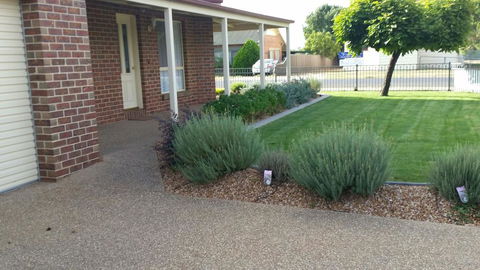 Numurkah Self Contained Apartments - The Mieklejohn - Dentist Find 3