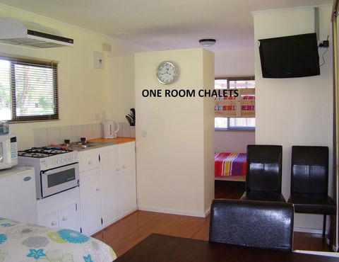 Ocean Beach Hideaway - Dentists Australia 0