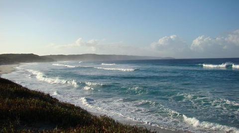 Ocean Beach Hideaway - Dentists Australia 1